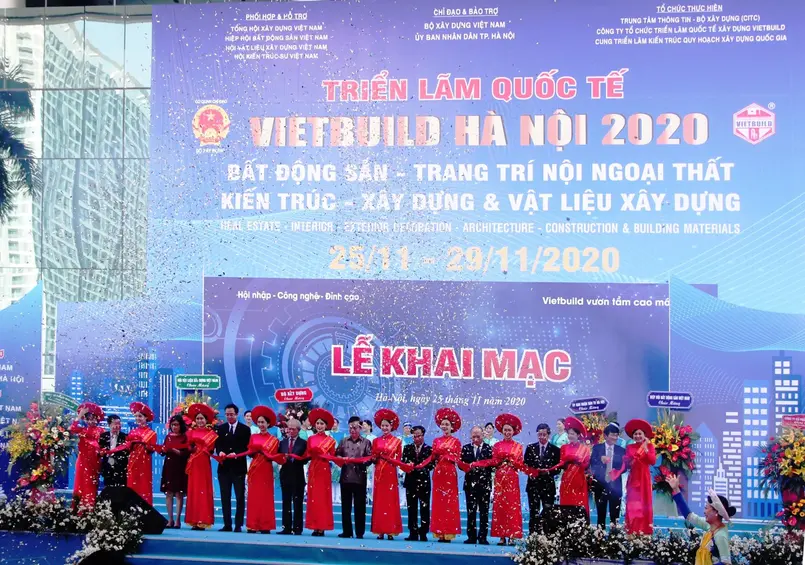 các đại diện cơ quan hiệp hội chuyên ngành tham gia lễ khai mạc