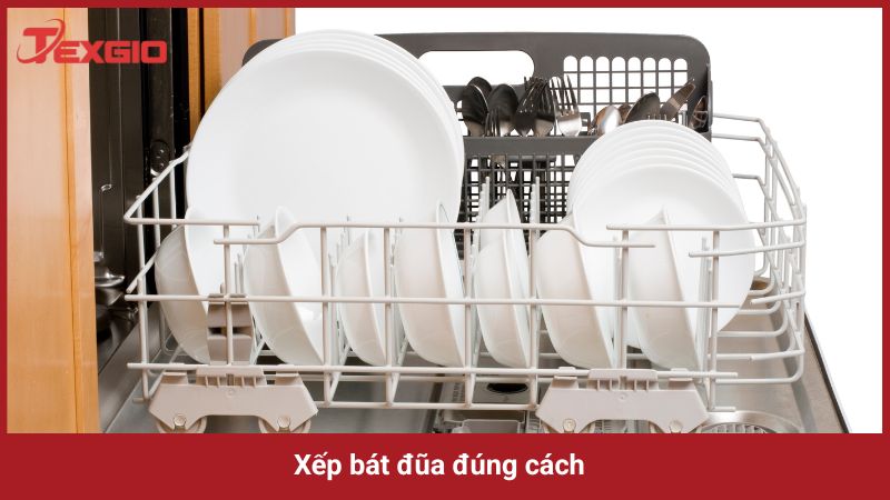 Xếp bát đĩa đúng cách